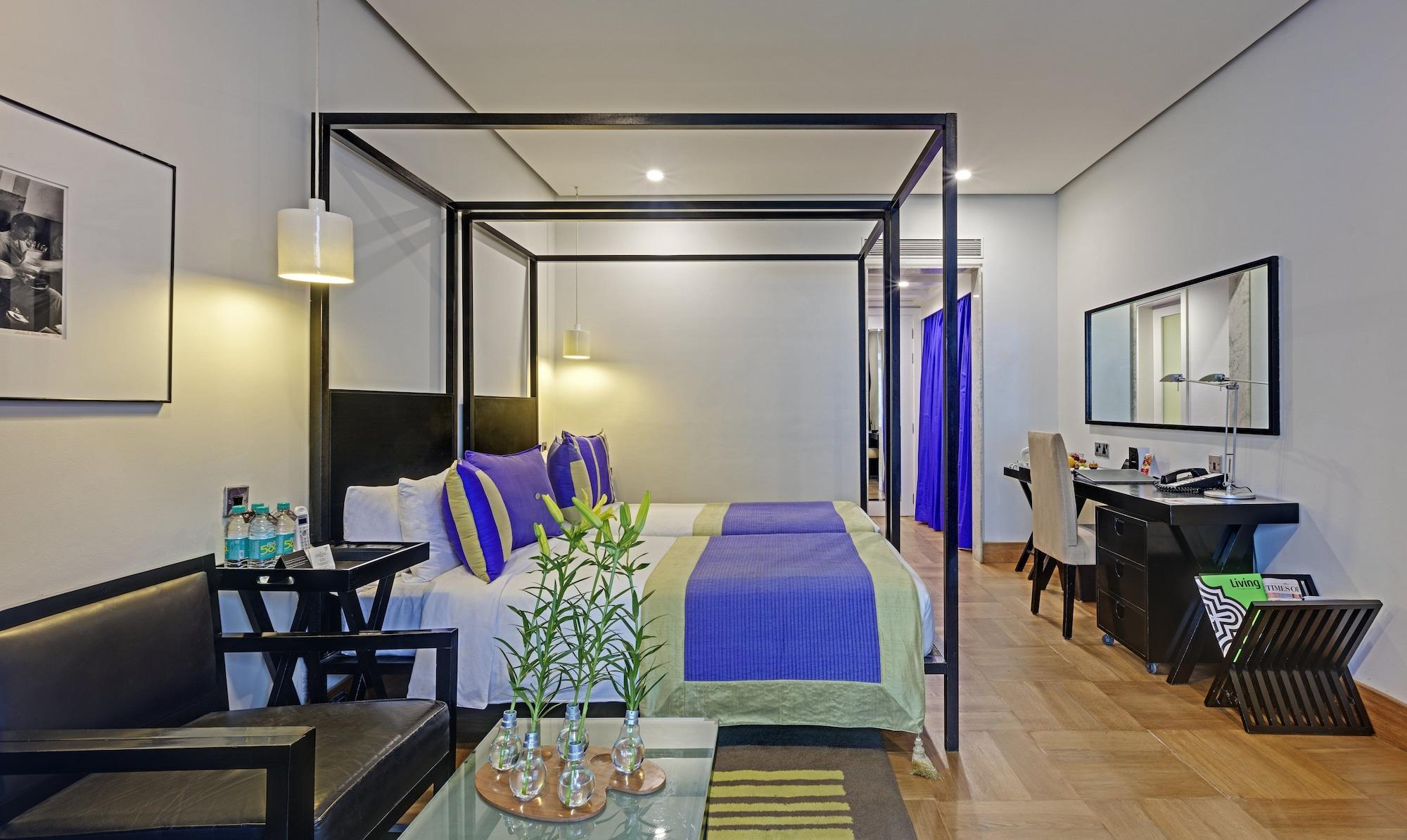 فندق ذا بارك بنغالور المظهر الخارجي الصورة A room at the Taj Bengal